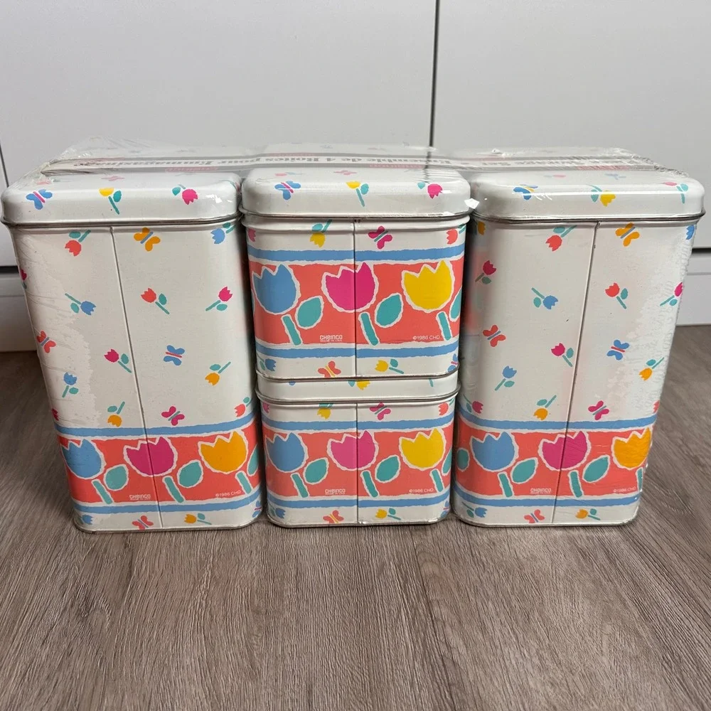 Cheinco adorable tin
